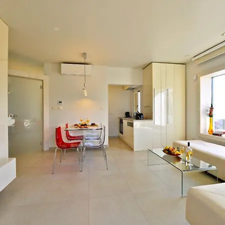 Palace Lidija 公寓 *