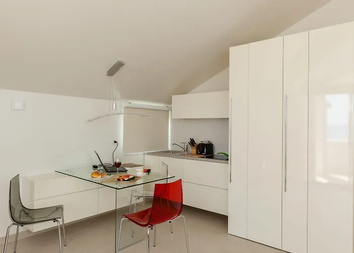 Palace Lidija דירה