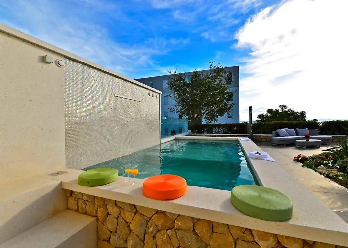 Palace Lidija דירה