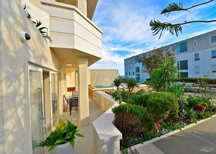 Palace Lidija ספליט