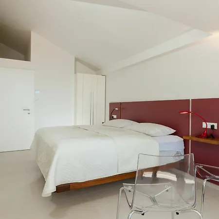 Palace Lidija Appartement *